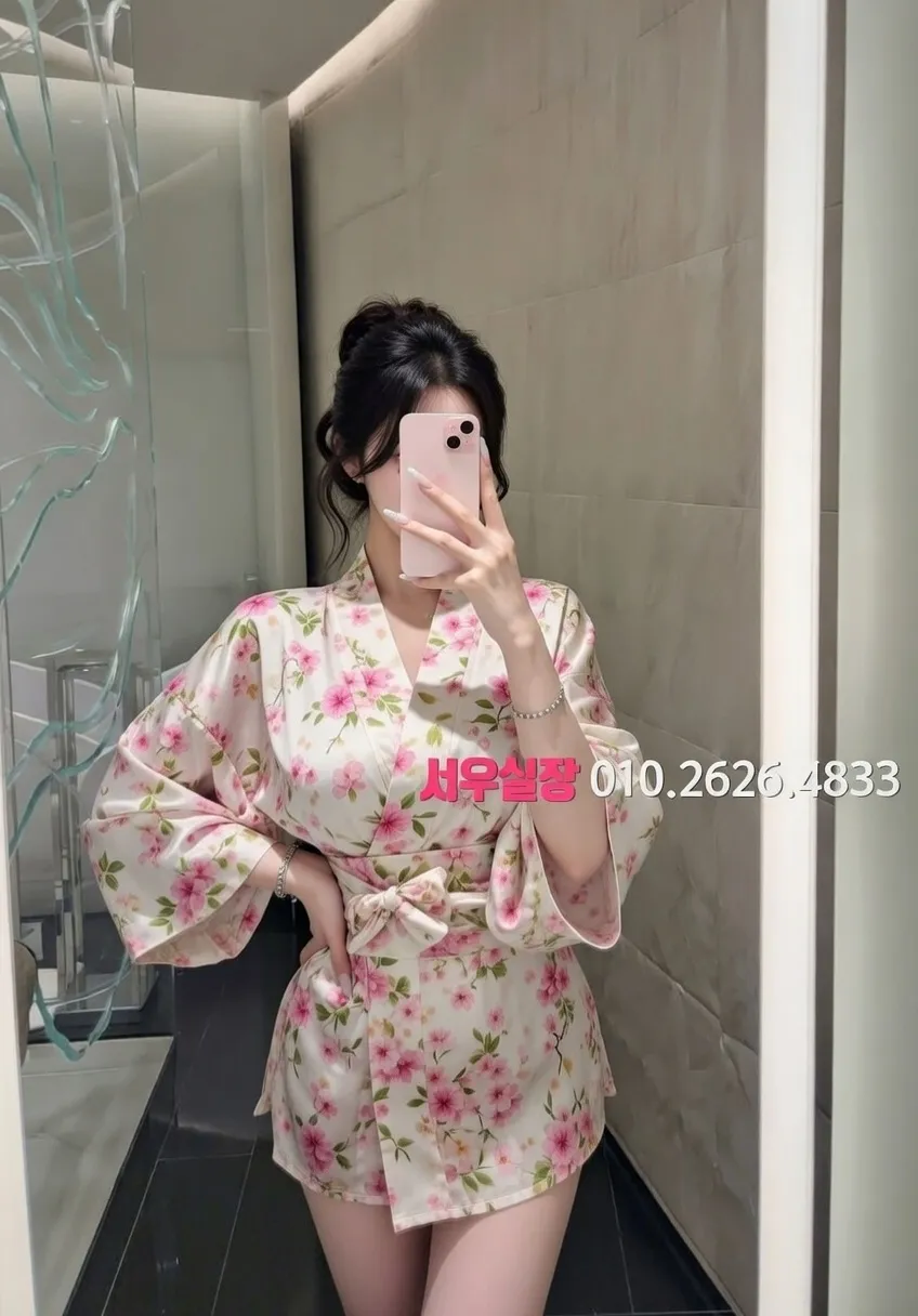 을지로 란제리룸 프리미엄 라인업 12번 프로필